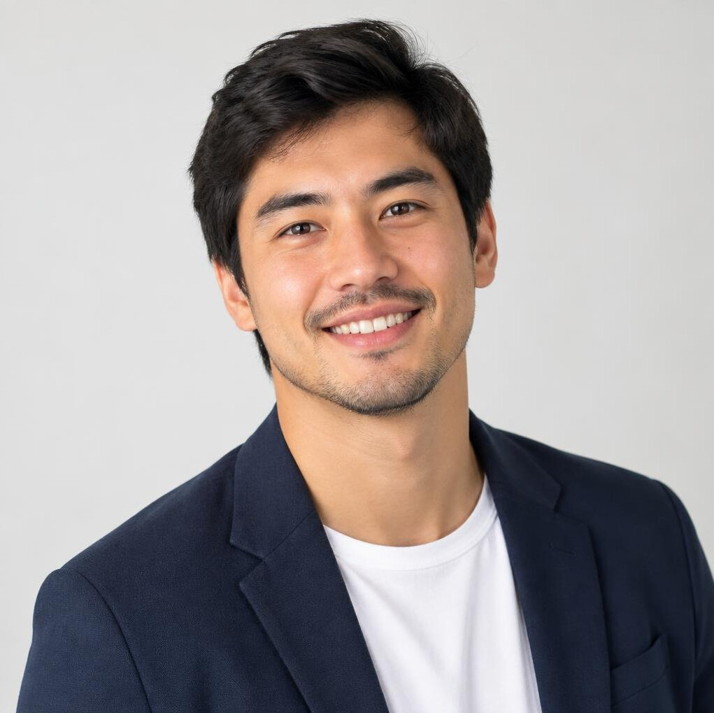 Brazilian man productivity consultant